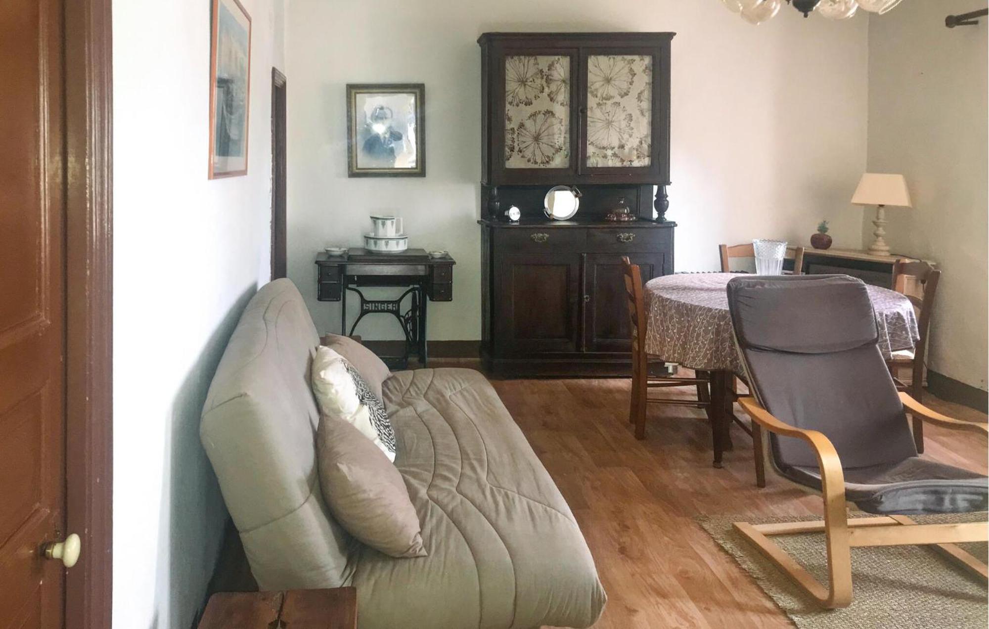 2 Bedroom Beautiful Apartment In Calcatoggio Calcatoggio  Exterior photo